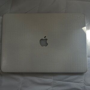 Crocodile-Style Case for MacBook Pro 13” (2020) – Touch Bar Model